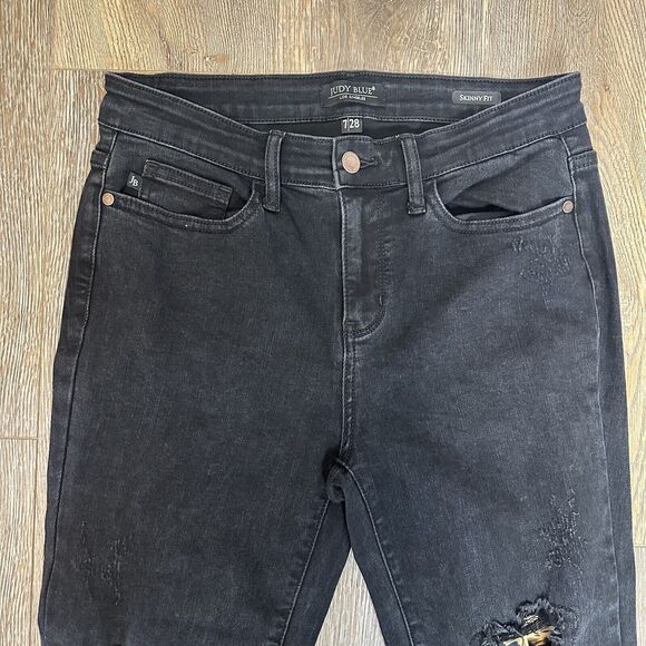 Judy Blue Skinny Fit Jeans‎ Leopard Print Patches Womens 7/28 Black Distressed - Picture 5 of 16